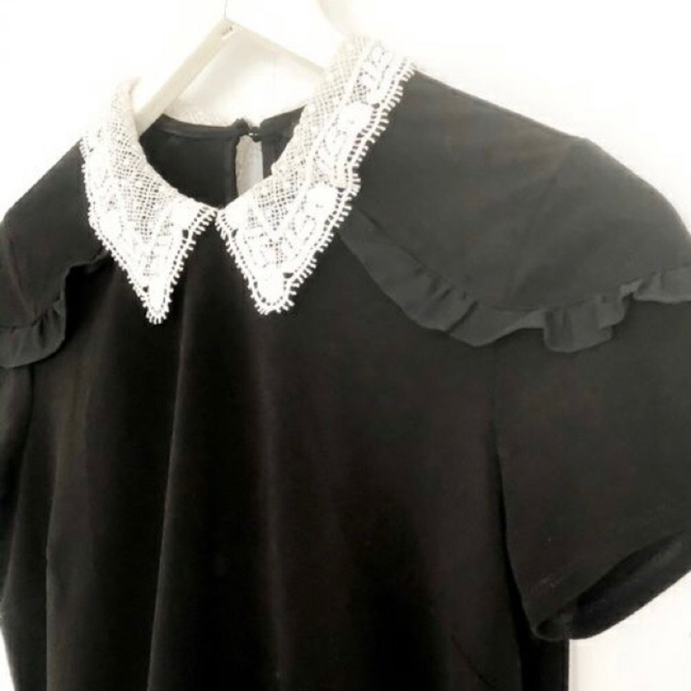 RW&CO Black Ruffle Blouse with lace collar XS - Picture 5 of 6